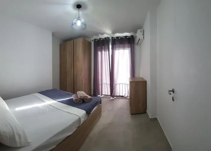 St Julian Apartment *